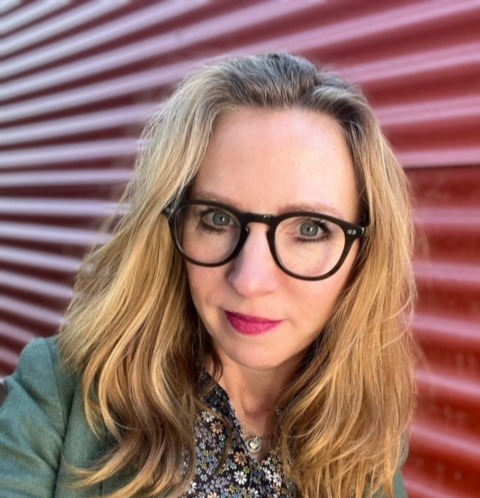 Photo of Carol Mendelsohn
